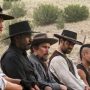 C’est un western all stars donc, où la vengeance prend le pas sur la justice, le tout porté par la musique du regretté James Horner, dont c'est la toute dernière bande-originale.