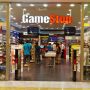 GameStop - Nous vous le rapportions au mois de janvier, Paul Raines se disait déçu par les ventes physiques de fin d'année, tant en termes de jeux que de consoles.