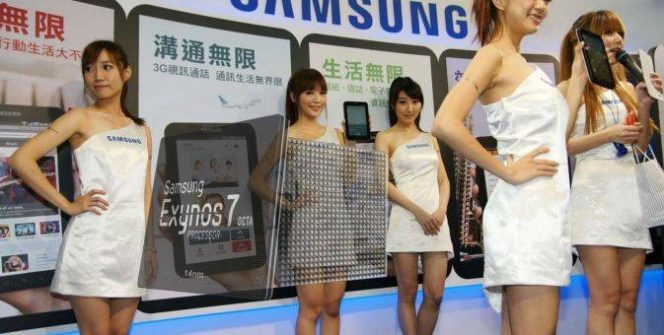 Samsung est l’un des plus importants fabricants de puces au monde, avec des parts de marché importantes dans les segments DRAM et NAND et dans la fabrication de circuits intégrés.