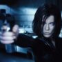 Kate Beckinsale est actuellement à Las Vegas pour tourner Prisoner's Daughter, mais a dû être transportée à l'hôpital vendredi matin en raison d'un problème de dos.