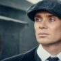 Disponible il y a quelques jours à peine, Peaky Blinders est de retour avec la saison 6. La saison 6 de Peaky Blinders a trouvé Tommy Shelby essayant de se remettre de la perte qu'il a subie à la fin de la saison 5 tout en tentant d'identifier la personne qui l'a trahi.