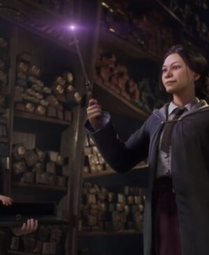 Un nouveau clip de gameplay de Hogwarts Legacy montre un sort qui permet aux joueurs, surprise-surprise, de transformer leurs ennemis en poulets...