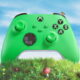TECH ACTUS - Les joueurs peuvent désormais mettre la main sur la nouvelle manette Xbox de Microsoft, Velocity Green, aux couleurs vives et amusantes.