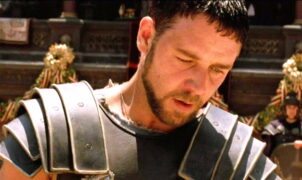 CINÉMA ACTUS - Russell Crowe, la star de Gladiator, se souvient avec franchise de ses hésitations initiales à propos du rôle qui lui a valu un Oscar. Il a décrit le scénario original comme étant "absolument nul".