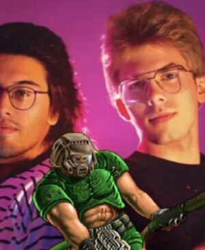 Romero a expliqué que peu de temps avant la sortie de DOOM, il a fait fonctionner l'élément multijoueur.