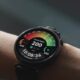 Je suis vraiment impressionné par la Huawei Watch GT 4. C'est un appareil frappant, disponible dans divers matériaux et options de couleur, chacun ayant l'air fantastique.