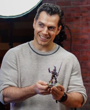 ACTUS DE CINÉMA - Bien que Henry Cavill ne puisse pas partager de détails sur la production, il est reconnaissant de participer à toute l'initiative liée à la franchise Warhammer 40.000 de Games Workshop.