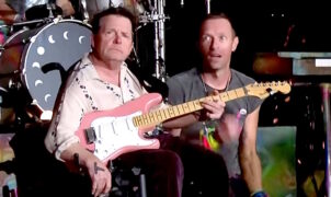 ACTUS DE CINÉMA - Michael J. Fox a rejoint Coldplay pour une performance surprise au festival de musique de Glastonbury samedi soir.