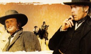 CRITIQUE DE FILM RÉTRO – Pat Garrett et Billy le Kid, le dernier western de Sam Peckinpah, n’est pas simplement son film le plus marquant depuis La Horde sauvage (1969), mais aussi l’aboutissement de son approche révisionniste de l’Ouest américain.