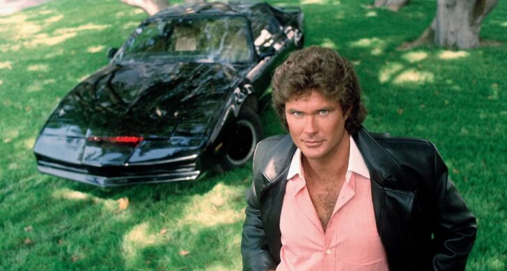 ACTUALITÉS CINÉMA – La série culte Knight Rider va être adaptée au cinéma, et il existe une intrigue de la série originale qui mérite vraiment d’être revisitée.