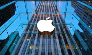 ACTUALITÉS TECH - Le géant technologique de Cupertino chercherait ainsi à forcer une intégration plus poussée de l’IA dans les workflows de ses employés...